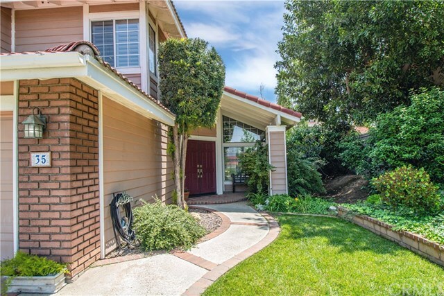 Property Photo:  35 Meadowbrook Ln  CA 92374 