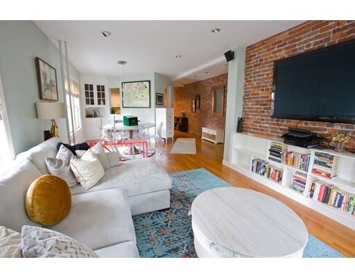 Property Photo: 15 Linden St 3 MA 02445