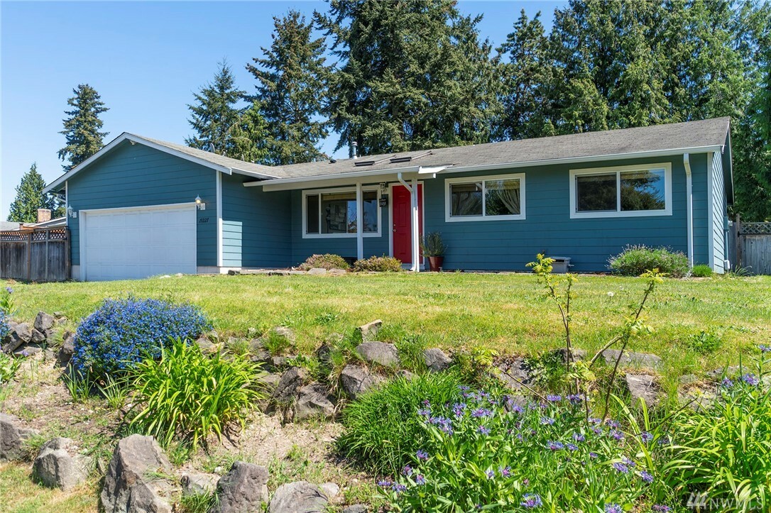 Property Photo:  19227 29th Ave SE  WA 98012 