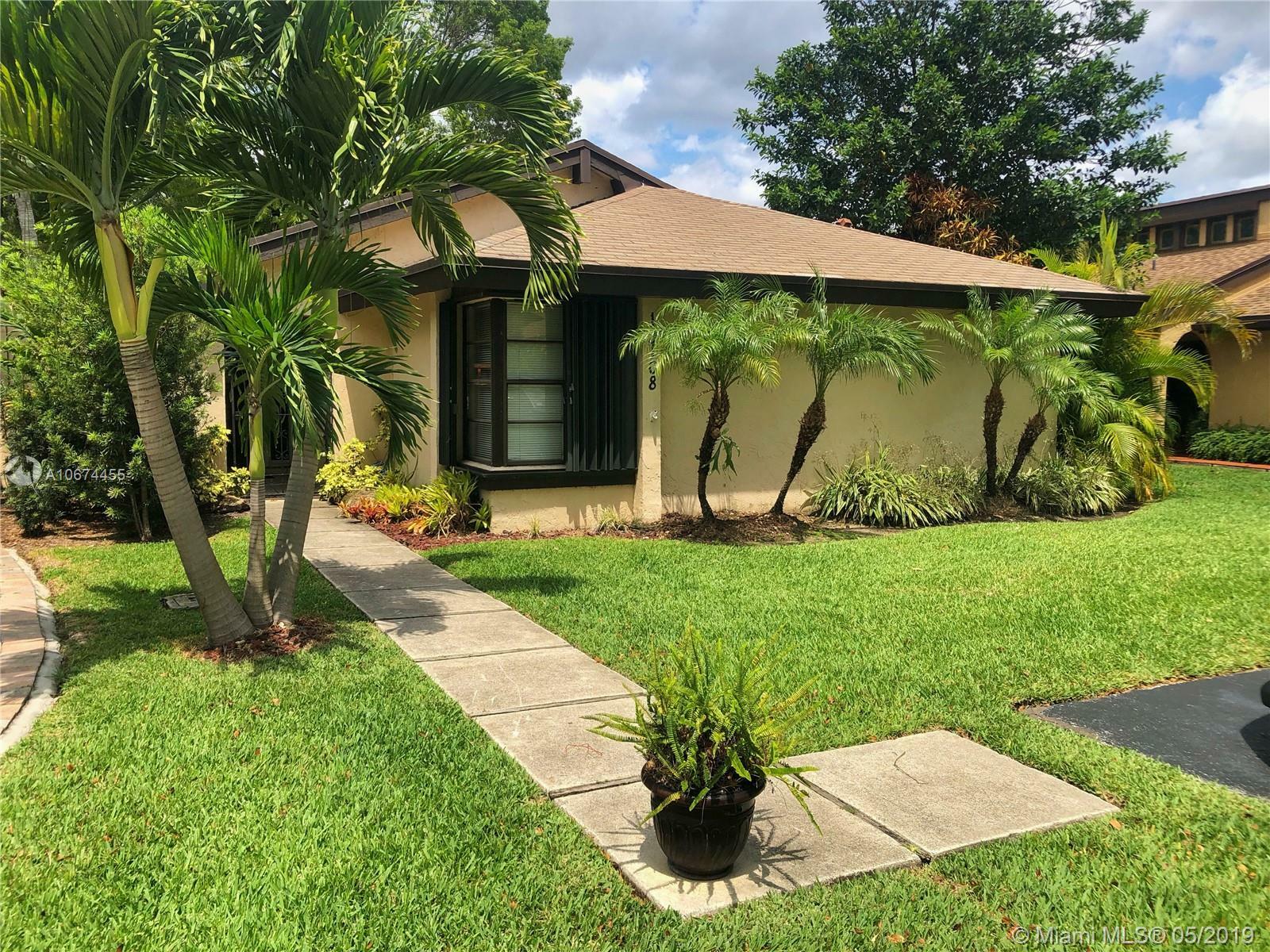 13108 SW 91st Pl  Miami FL 33176 photo