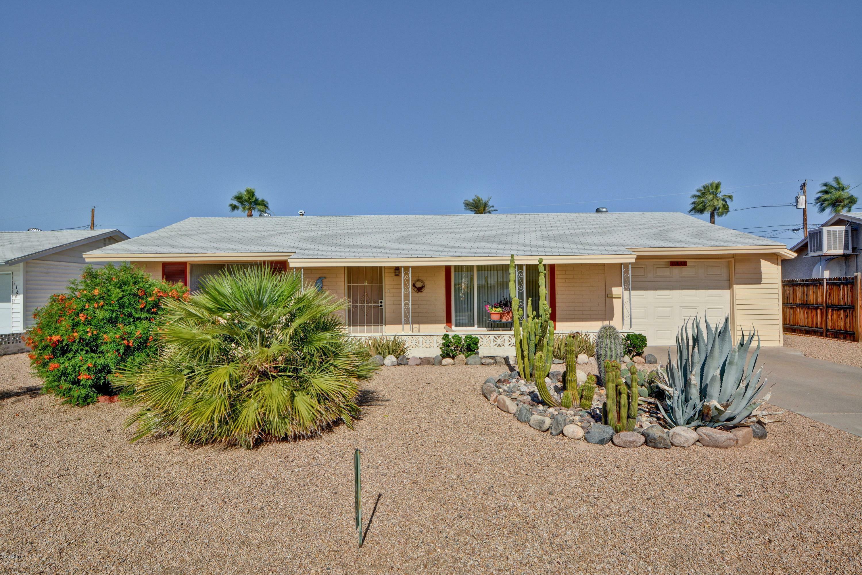 Property Photo: 11837 N Hillcrest Drive AZ 85351