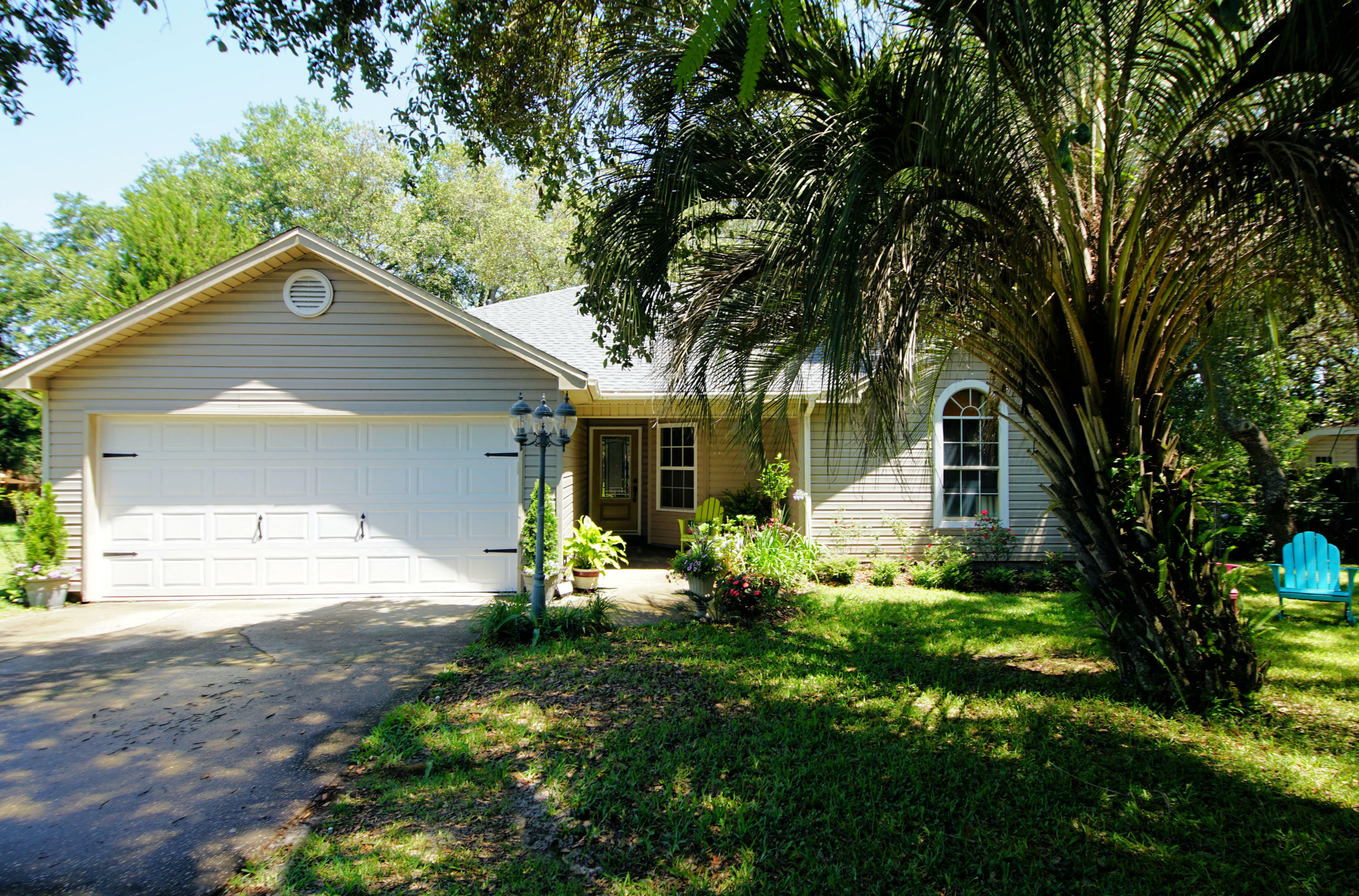 Property Photo:  245 NW Beal Parkway  FL 32548 