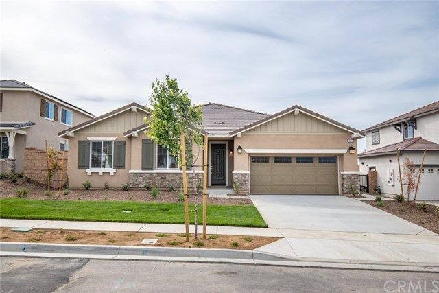 Property Photo:  5193 Godinez Drive  CA 92336 