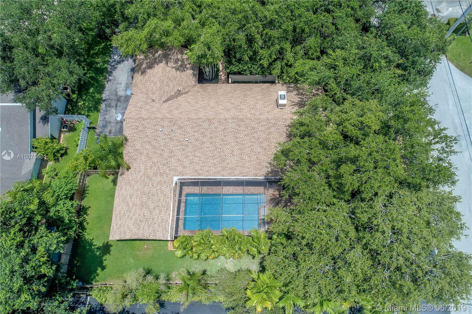 Property Photo: 9722 SW 69th Pl FL 33156