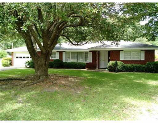 4504 Kendall Avenue  Gulfport MS 39507 photo