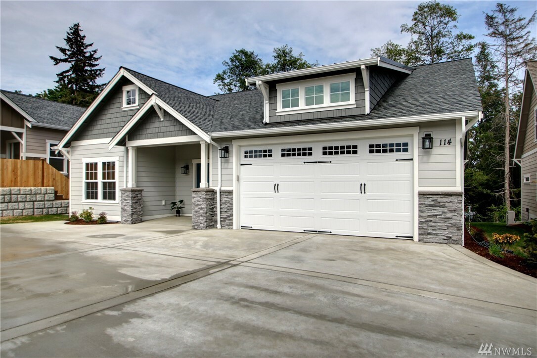 Property Photo:  114 Haddon Road  WA 98221 