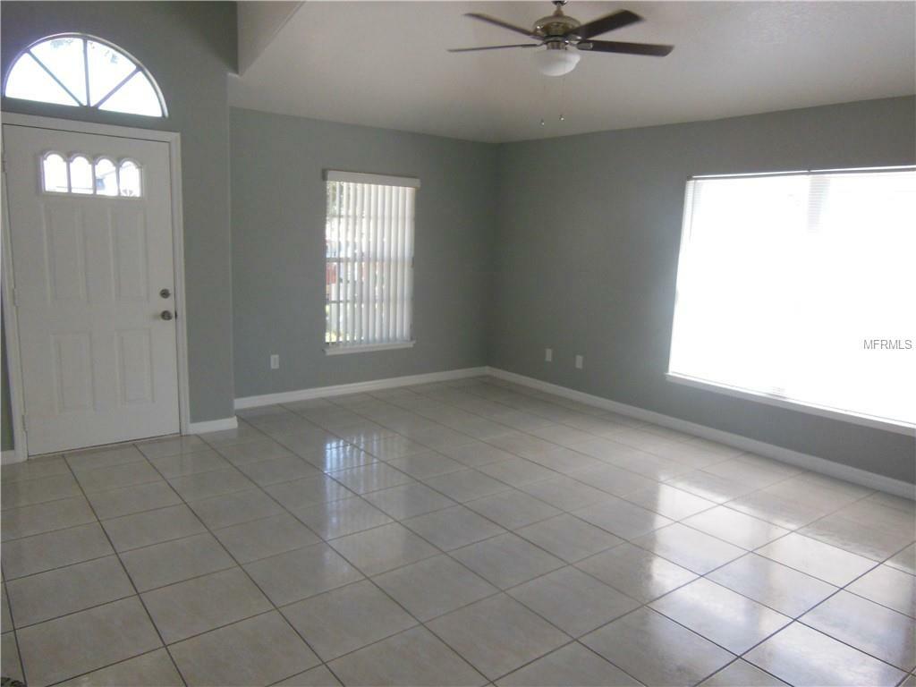 Property Photo:  3043 Pineda Drive  FL 32822 