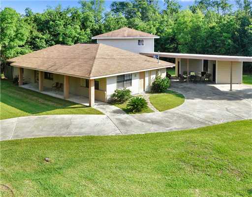 Property Photo: 416 Lizana Lane MS 39576