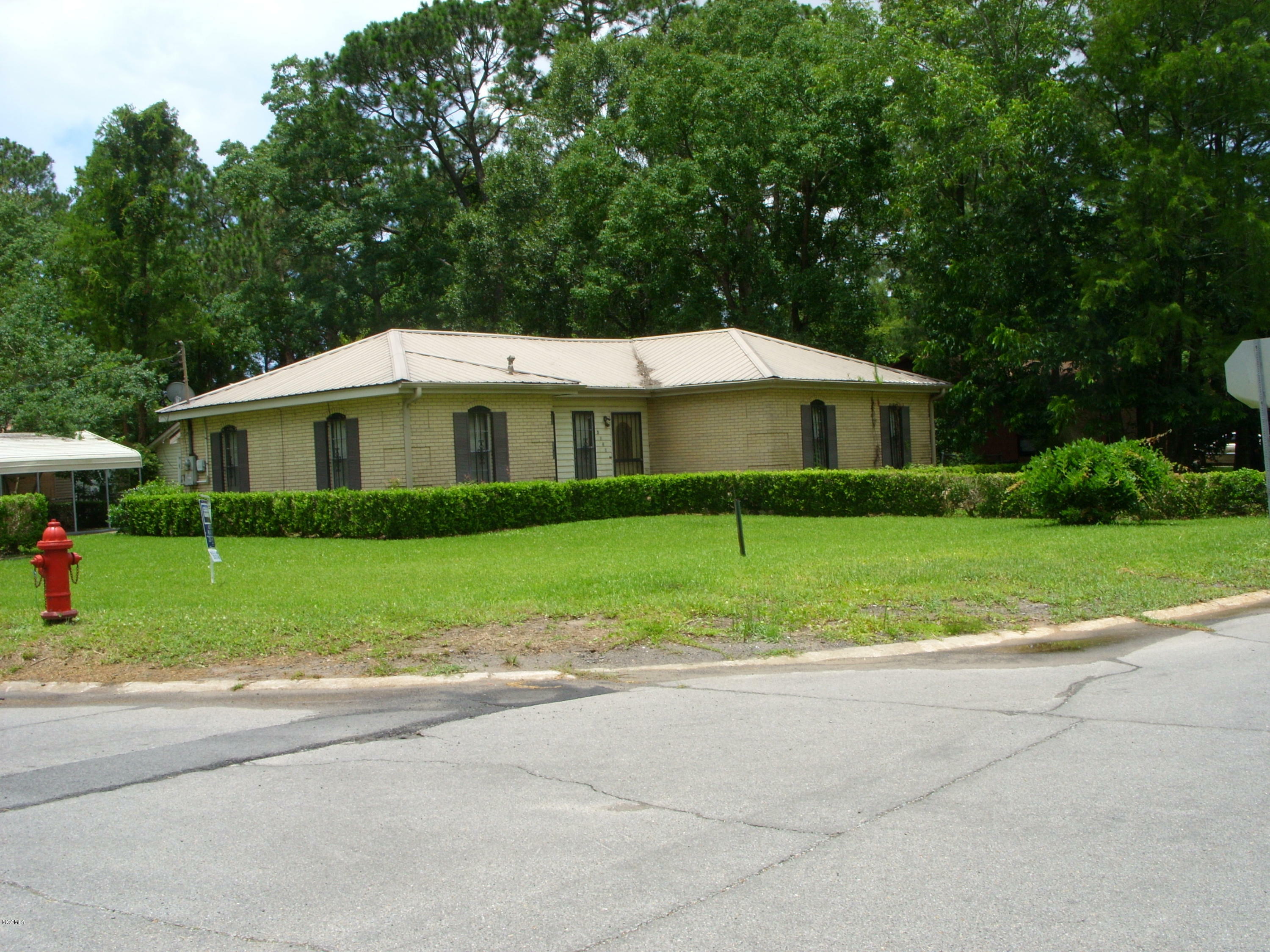 5741 Eastwood Drive  Moss Point MS 39563 photo