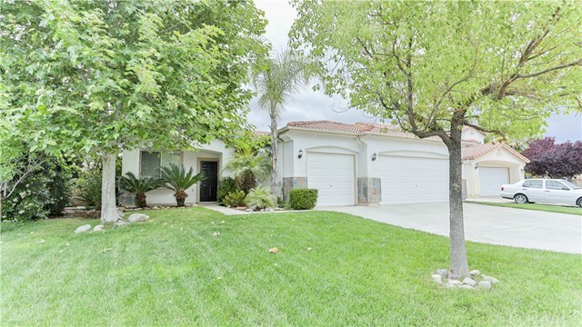 Property Photo:  30805 Mirage Circle  CA 92584 