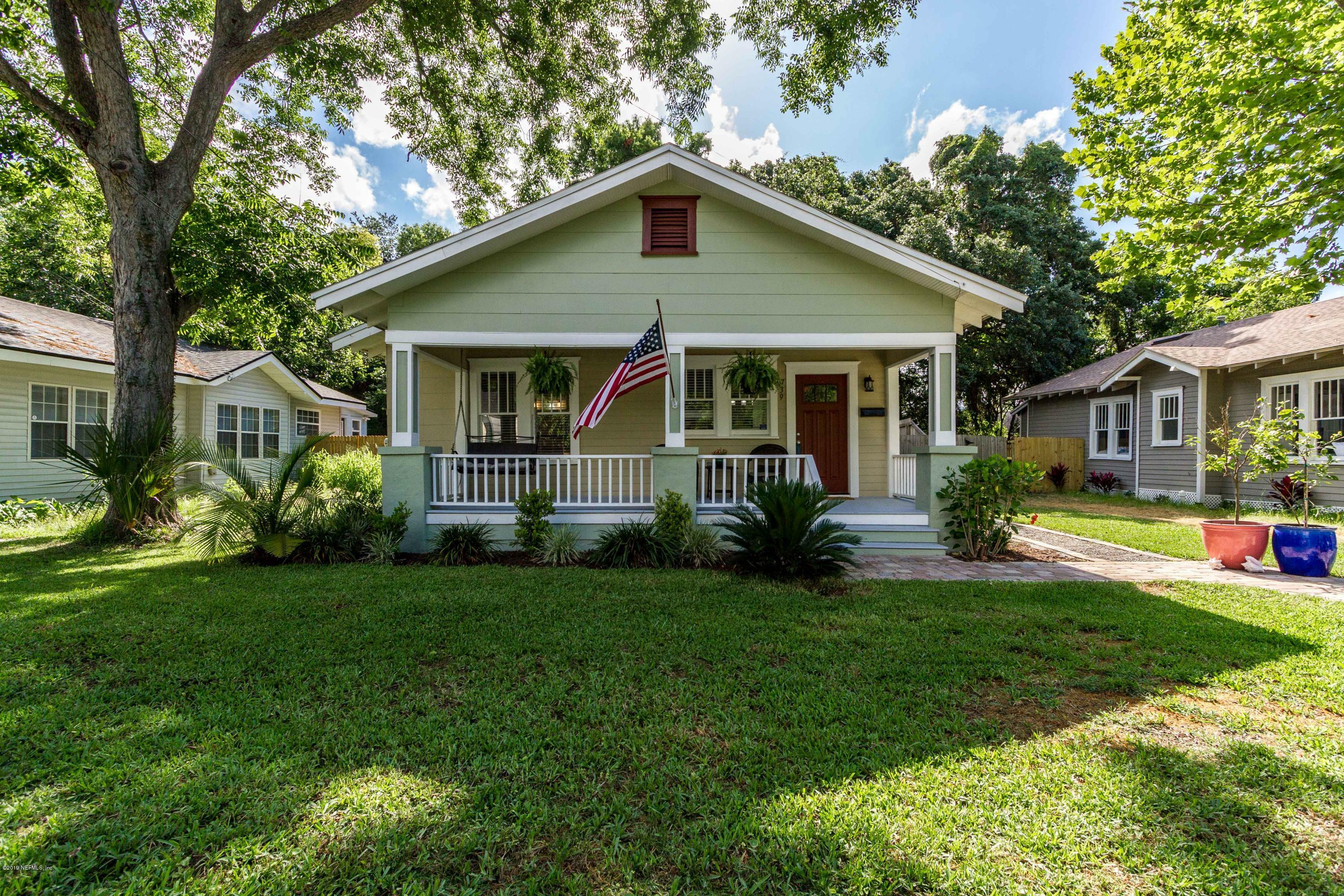 Property Photo:  739 West Street  FL 32204 