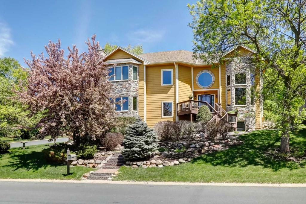 Property Photo:  9601 Yukon Avenue S  MN 55438 