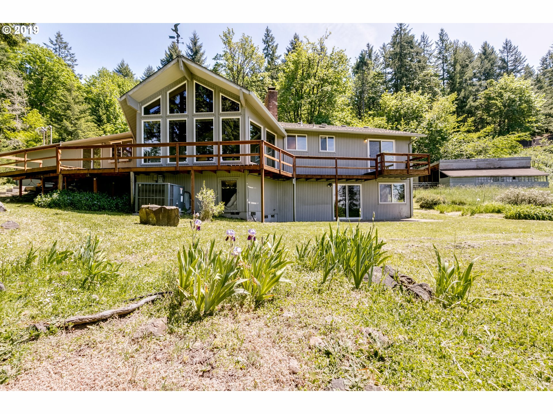 Property Photo: 89179 Marcola Rd OR 97478