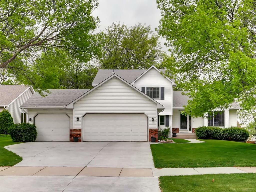 Property Photo: 5462 Dufferin Drive MN 55378