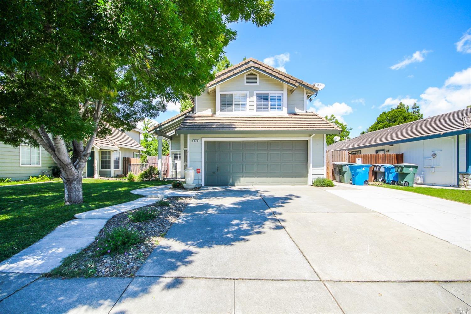 Property Photo: 532 Regency Circle CA 95687