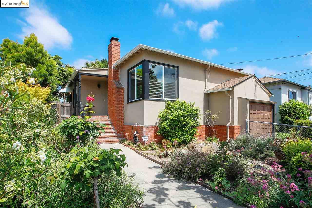 Property Photo:  2521 24th Ave  CA 94601 