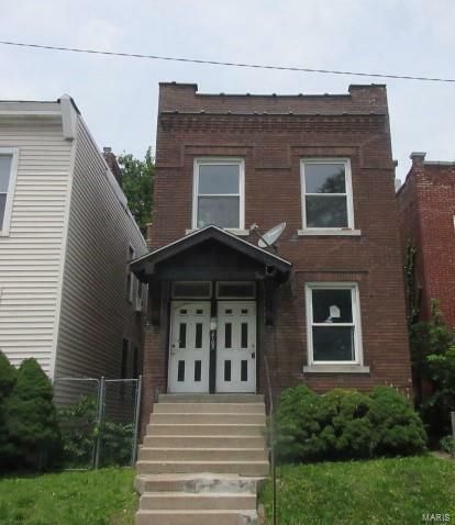 Property Photo:  2105 East College Avenue   63107 