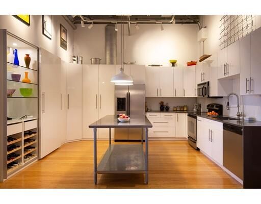 Property Photo: 147 Sherman Street 102 MA 02140