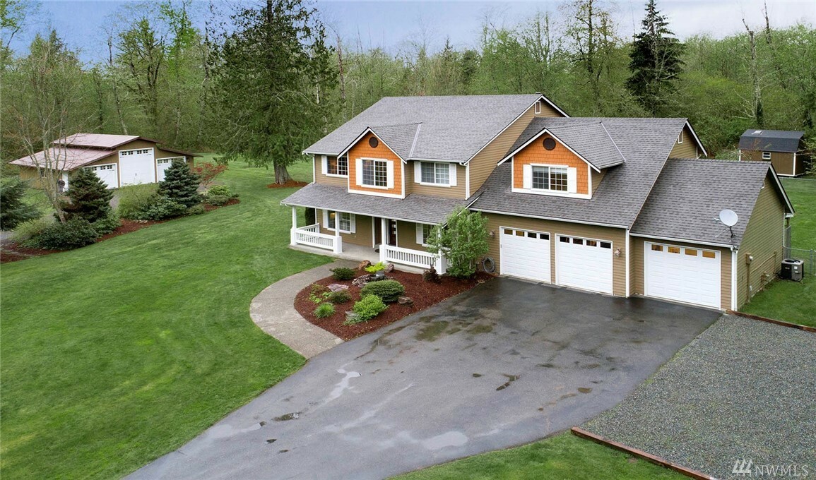 Property Photo:  6021 258th Ave NE  WA 98053 