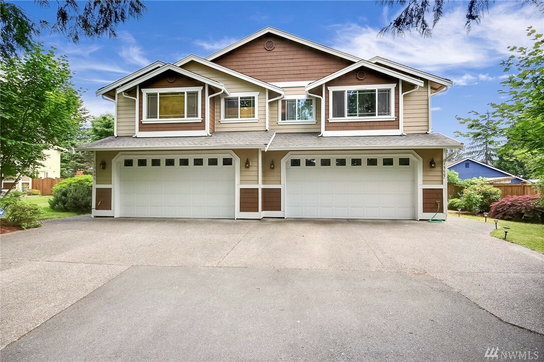 Property Photo:  15607 E Shore Dr F  WA 98087 