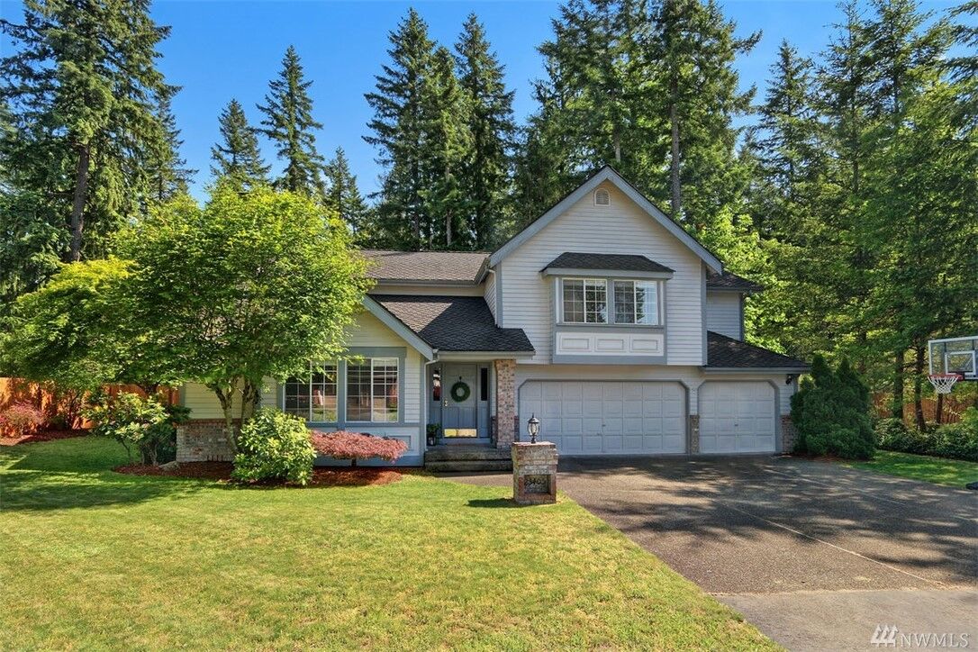 Property Photo:  23405 SE 254th St  WA 98038 