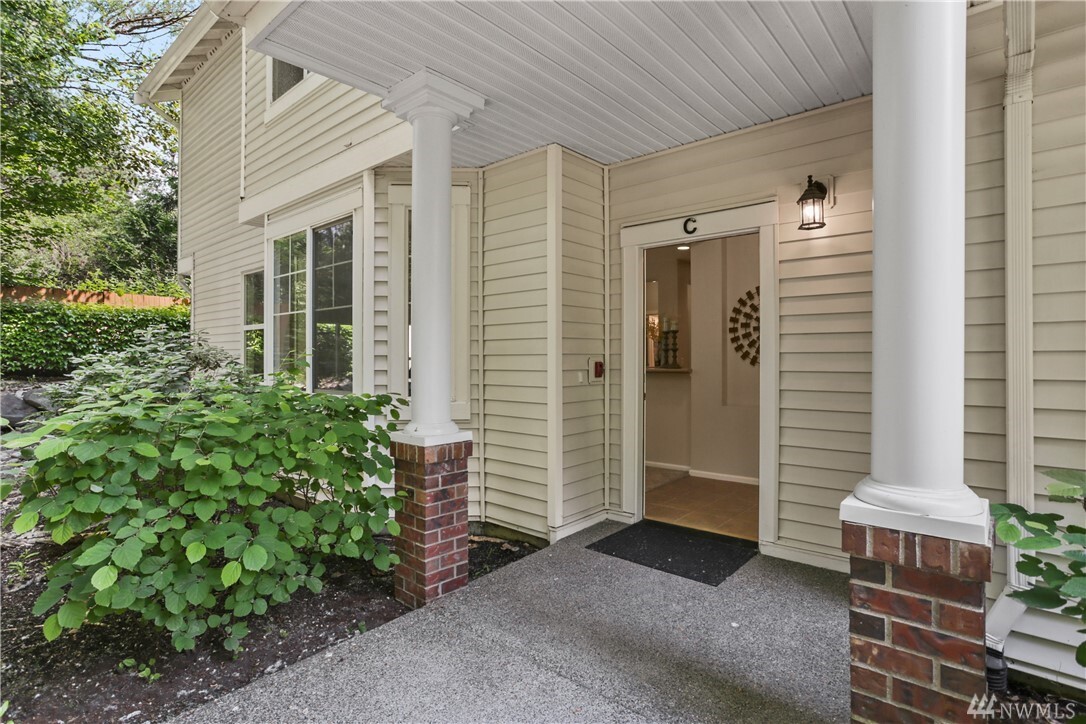 225 S 49th Street C  Renton WA 98055 photo
