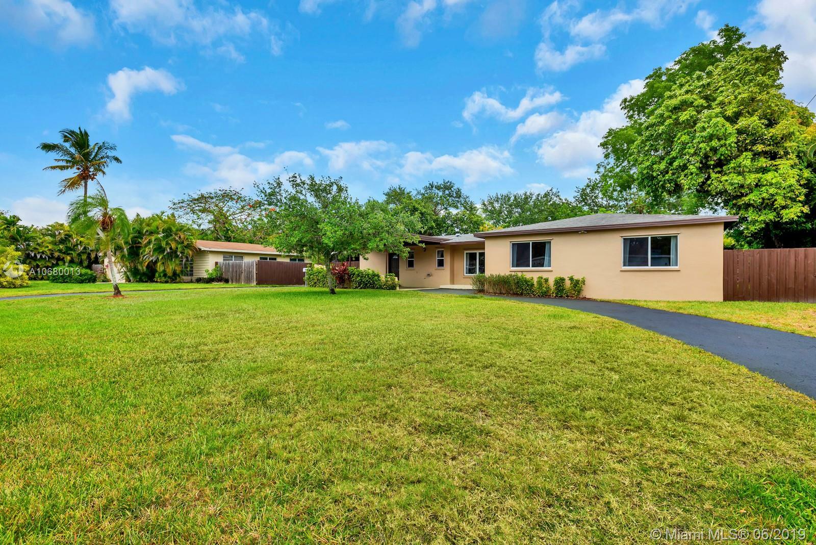 Property Photo:  15925 SW 84th Ave  FL 33157 