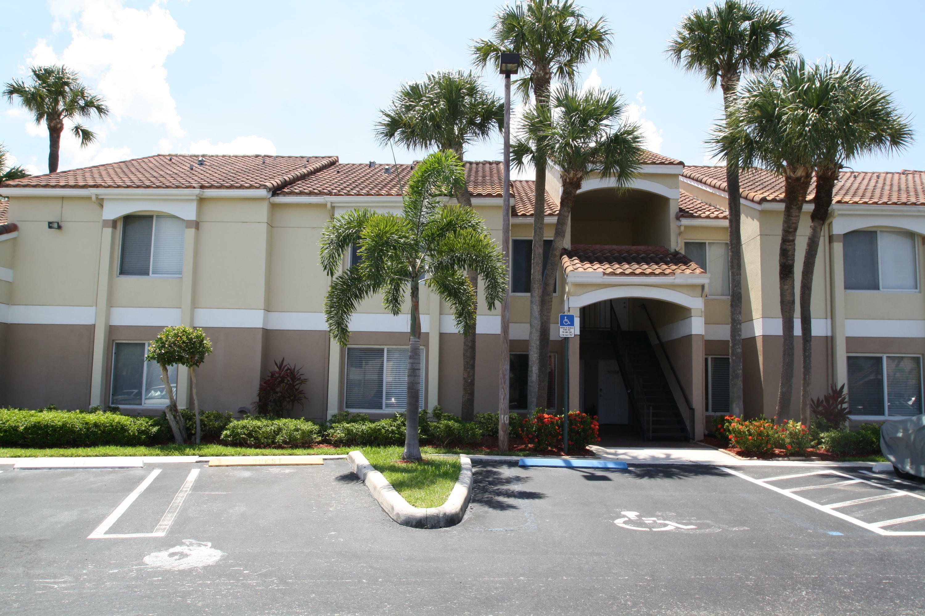 Property Photo: 815 W Boynton Beach Boulevard 10-203 FL 33426