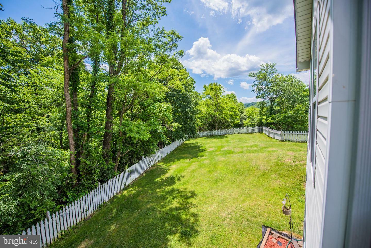 Property Photo: 98 Willie Mays Court WV 25411
