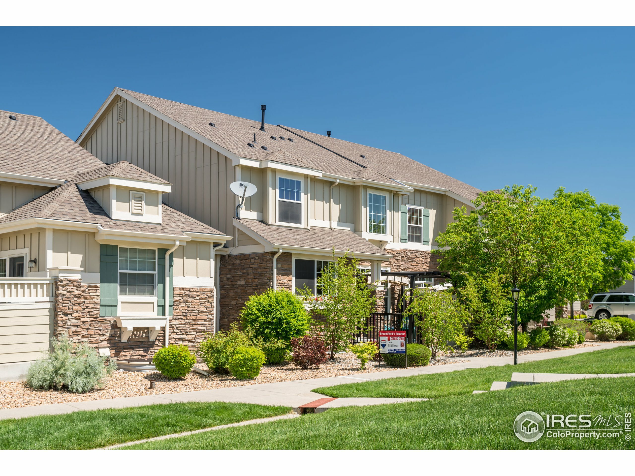 Property Photo: 4799 Raven Run CO 80023