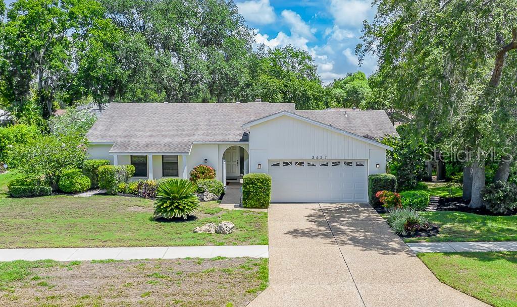 Property Photo: 3627 Country Place Boulevard FL 34233