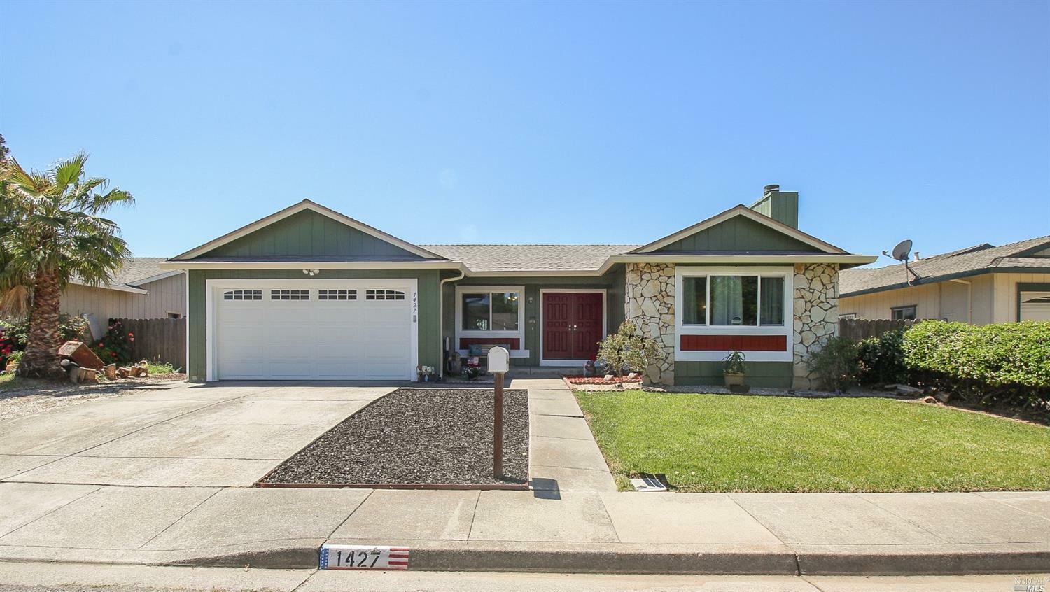 Property Photo:  1427 Pelican Way  CA 94585 