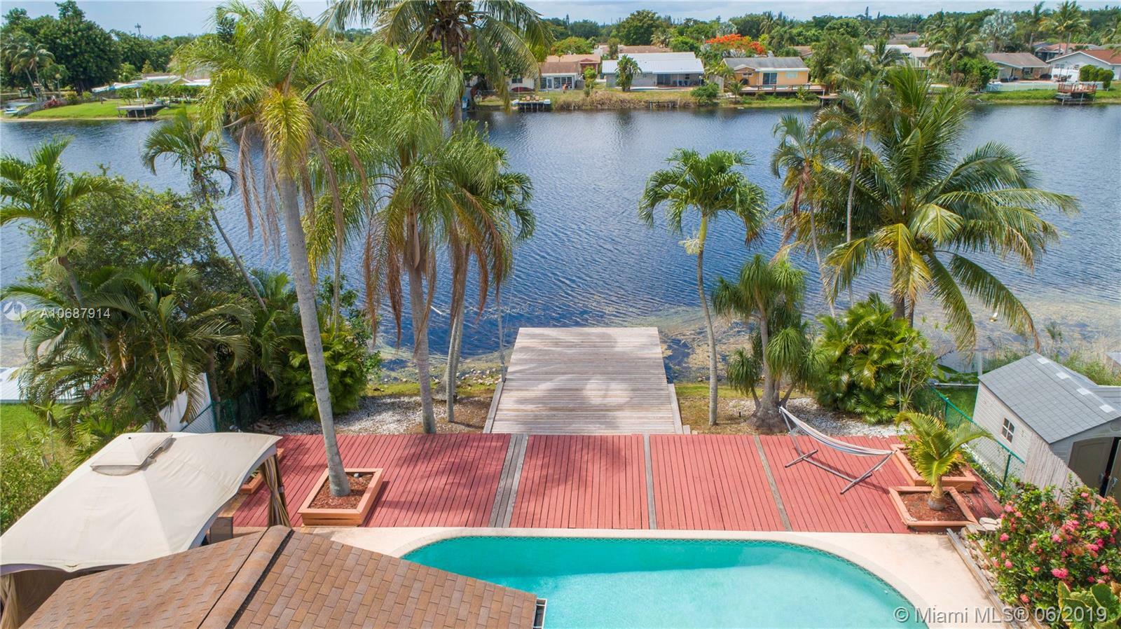Property Photo: 3326 NW 68th Ct FL 33309