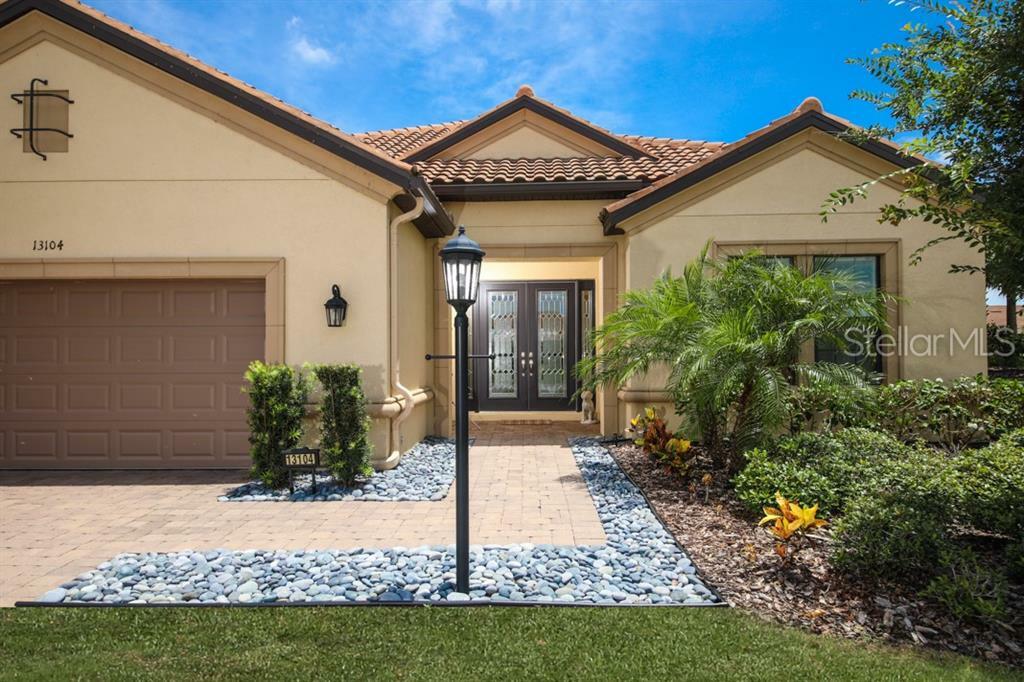 Property Photo: 13104 Treviso Drive FL 34211