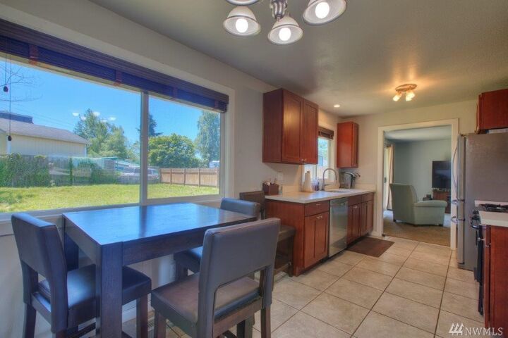 Property Photo: 14401 SE 270th Place WA 98042