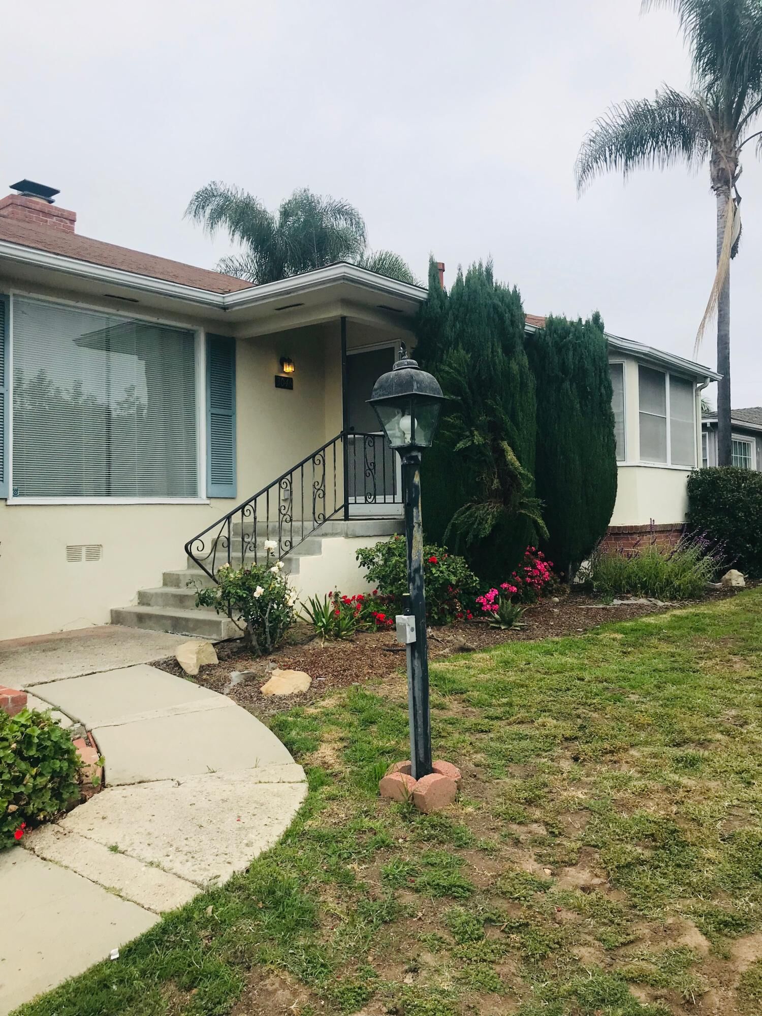 Property Photo: 3046 Foothill Rd CA 93105