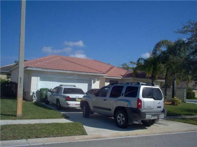 Property Photo: 18455 NW 23 Pl FL 33029