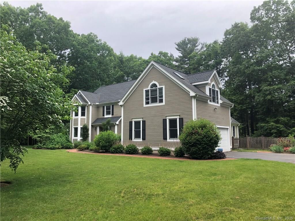 Property Photo:  5 Tallwood Lane  CT 06089 