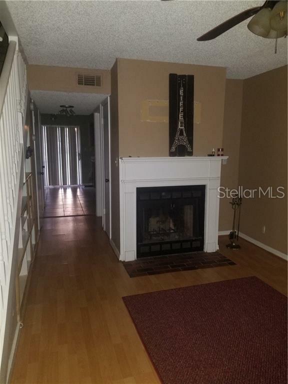 Property Photo:  6924 Woodlake Drive 104  FL 32810 