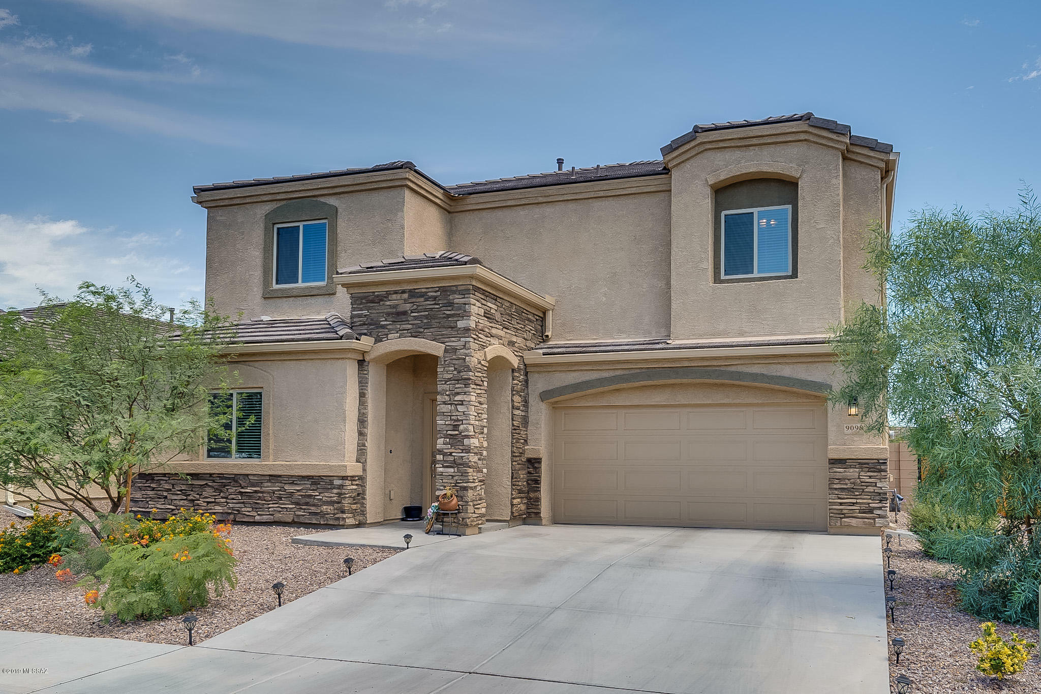 Property Photo:  9098 Blue Saguaro Street  AZ 85653 