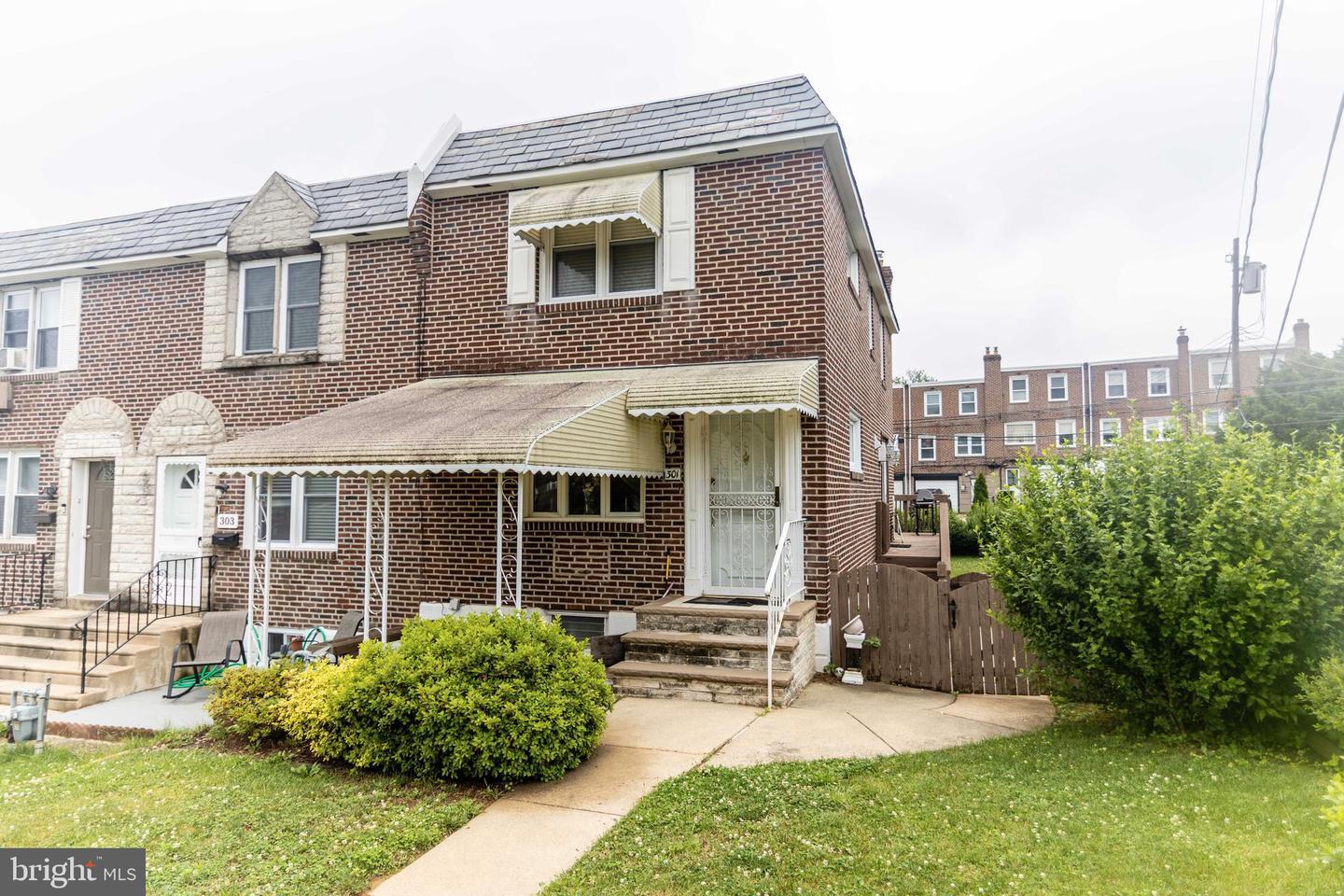 Property Photo: 301 Westbrook Drive PA 19018