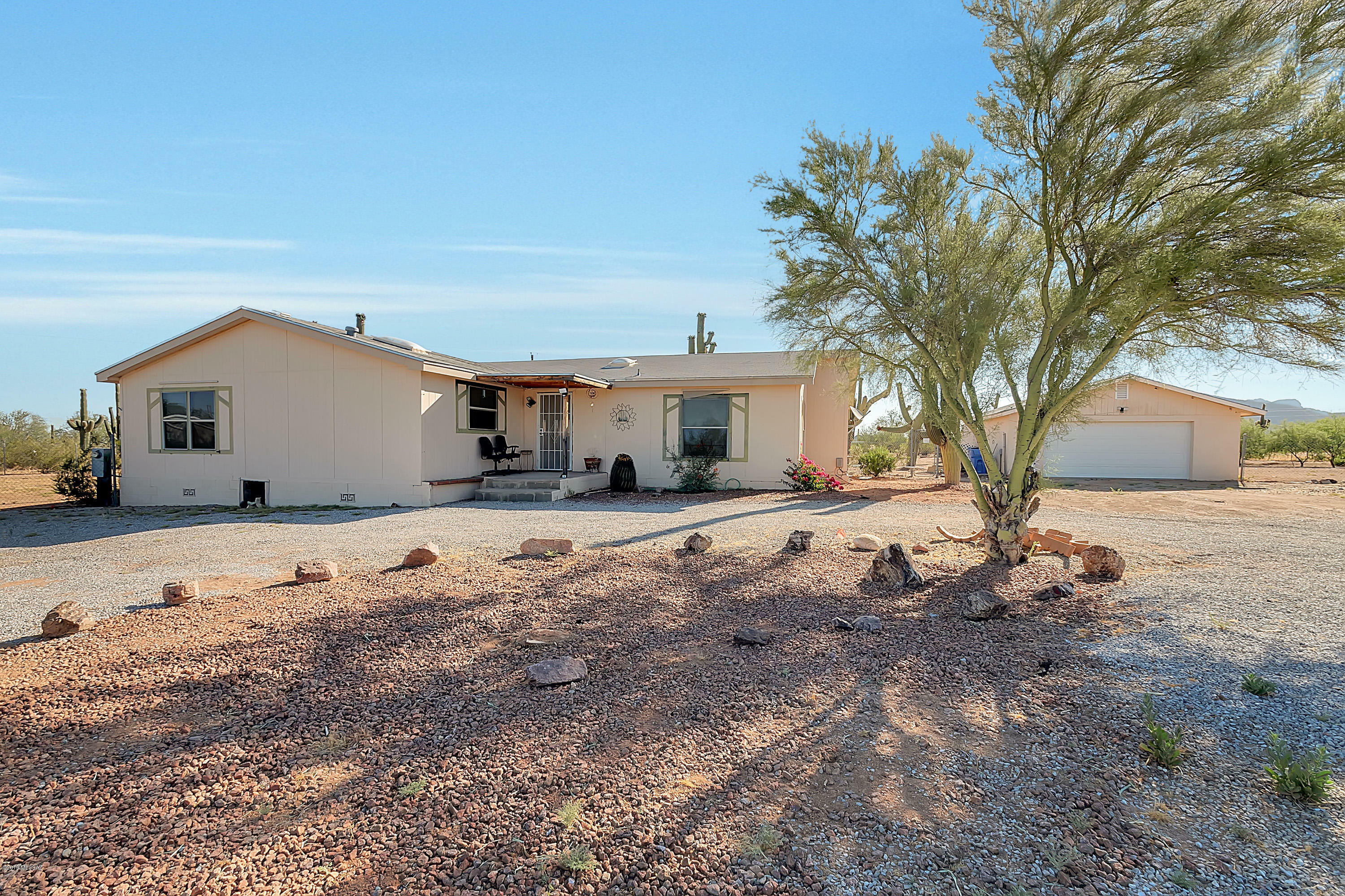 Property Photo:  11938 W Grey Stone Loop  AZ 85743 