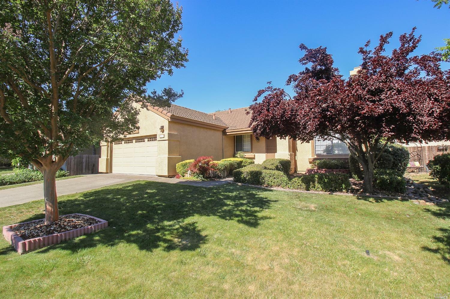 Property Photo:  1168 Fox Hound Court  CA 95687 