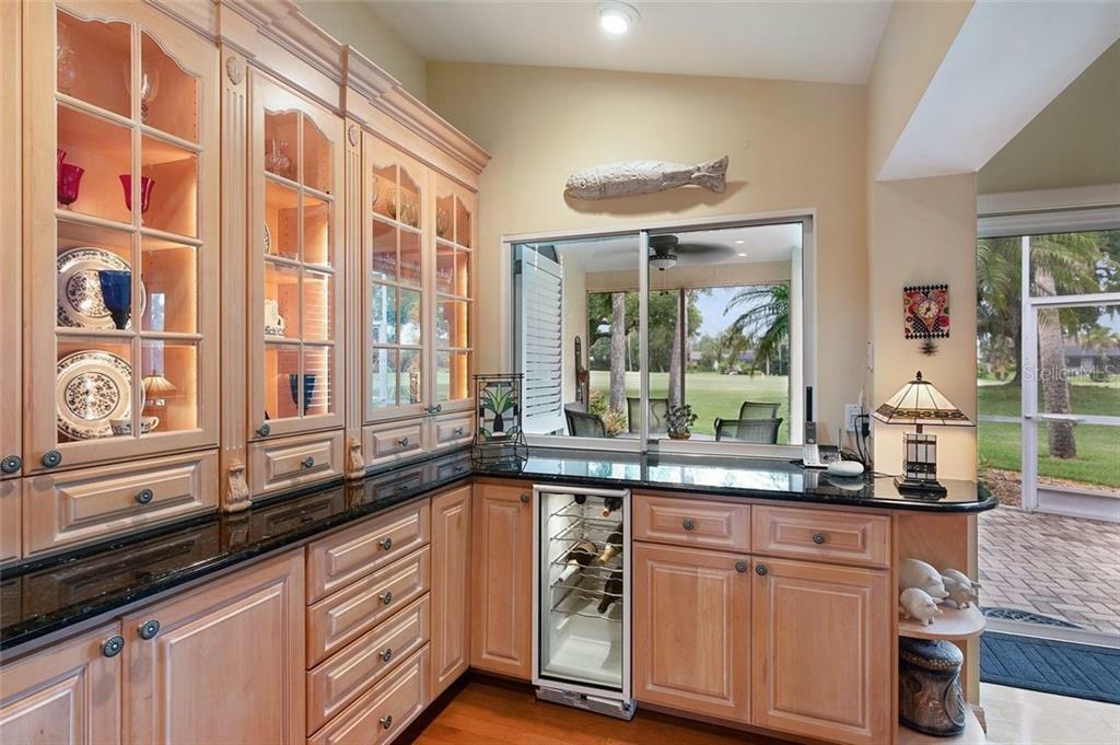 Property Photo:  3701 Prairie Dunes Drive  FL 34238 