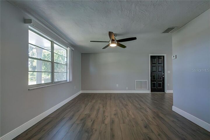 Property Photo: 12706 Cornell Court FL 34667