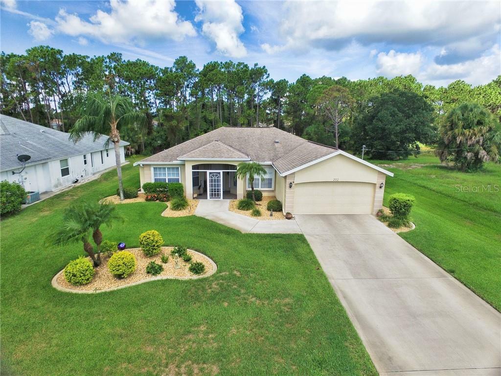 Property Photo:  202 Fairway Road  FL 33947 