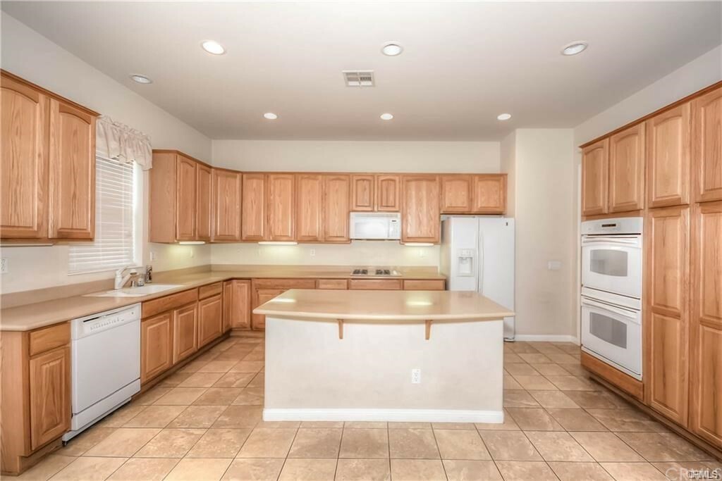 Property Photo: 11008 Kelvington Lane CA 92308