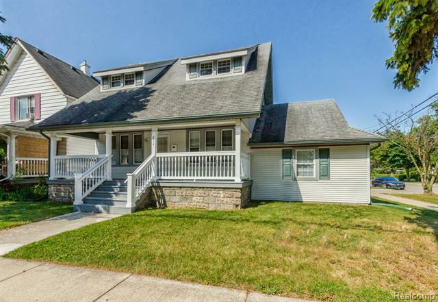 Property Photo:  804 Mason Street  MI 48124 