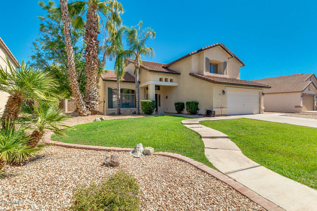 Property Photo:  1095 E Del Rio Street  AZ 85295 