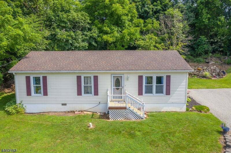 Property Photo: 83 Flower Ave NJ 07882